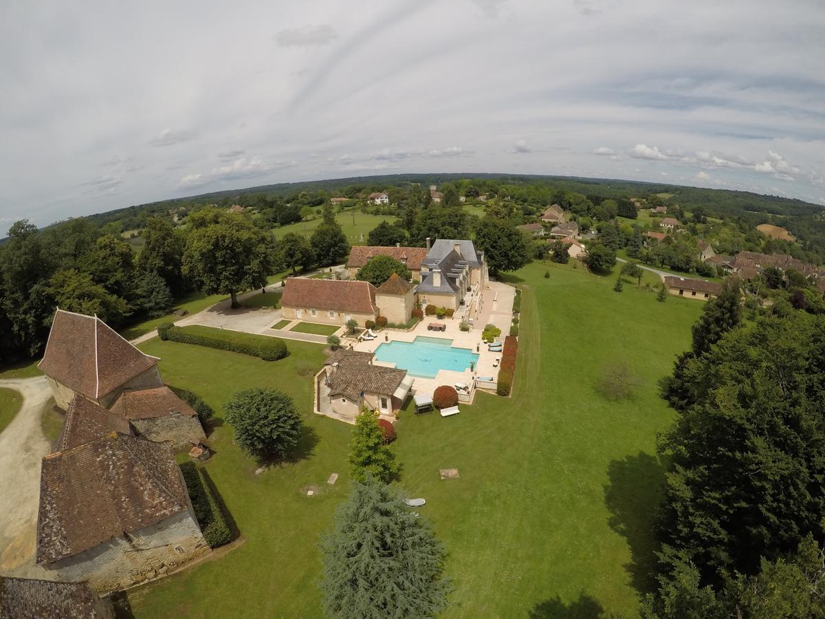 Bed and Breakfast Domaine De La Rocque Liorac-sur-Louyre Exterior foto