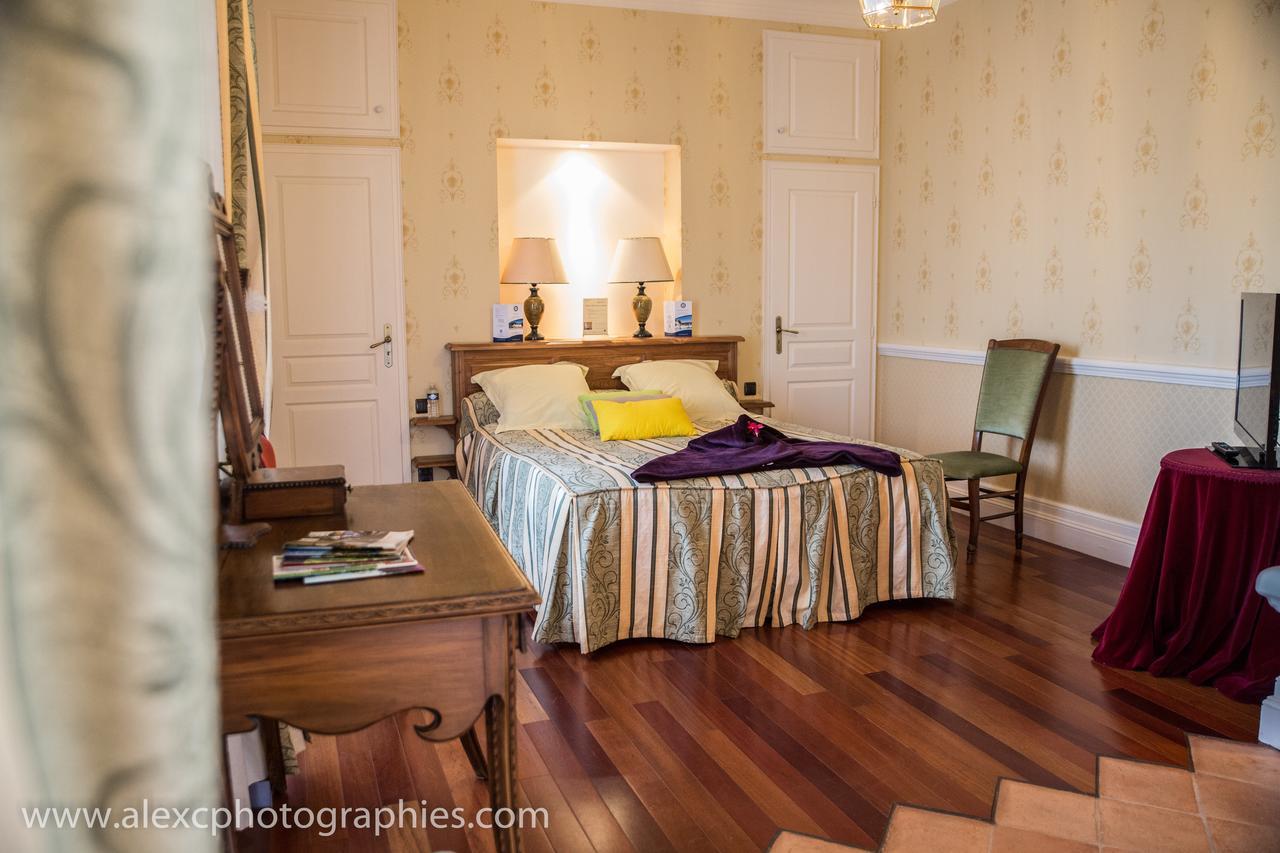 Bed and Breakfast Domaine De La Rocque Liorac-sur-Louyre Exterior foto
