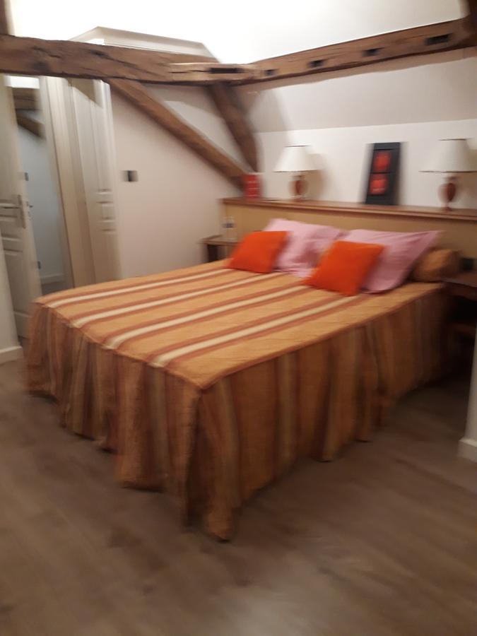 Bed and Breakfast Domaine De La Rocque Liorac-sur-Louyre Exterior foto